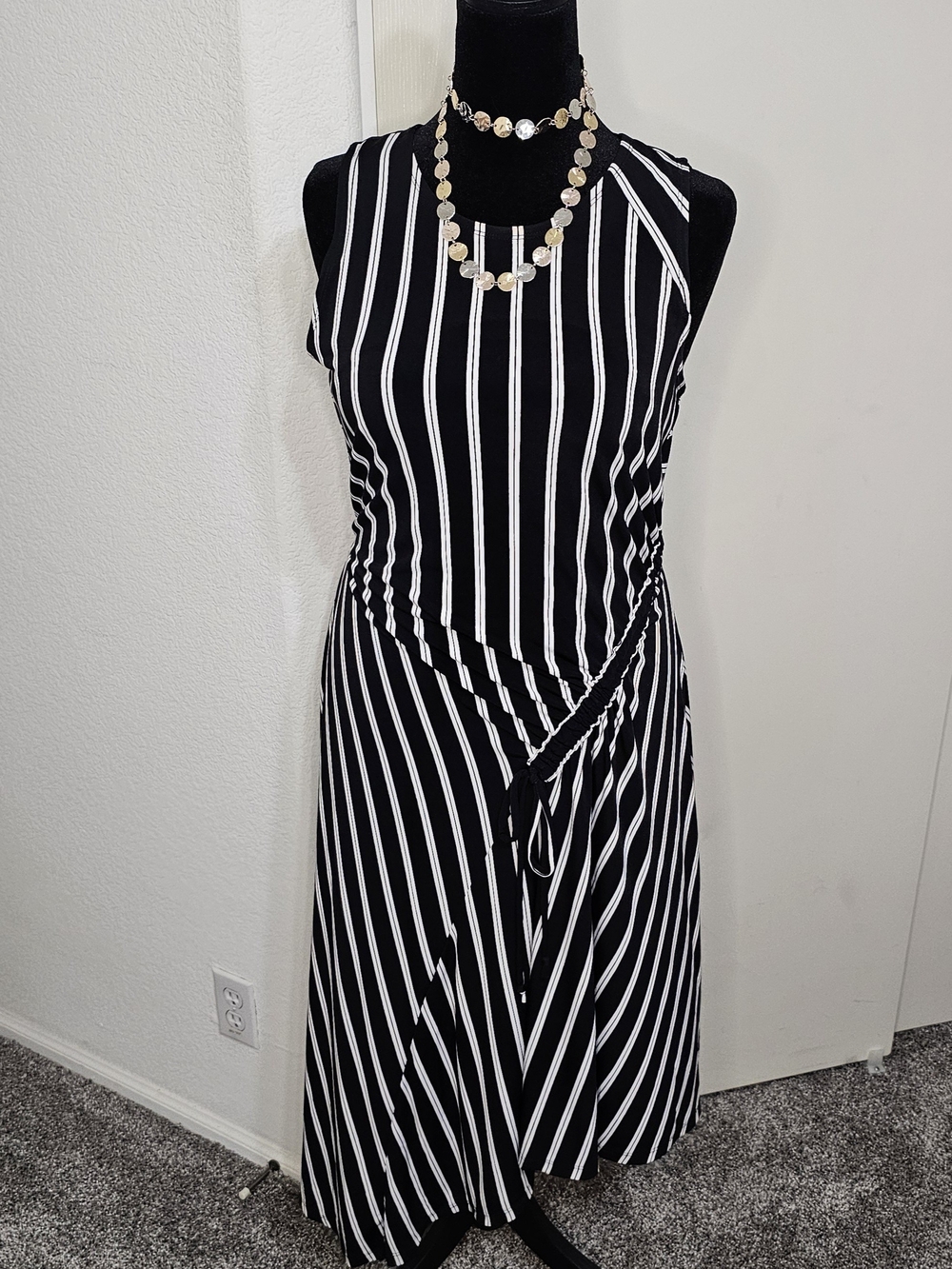 Signature by Robbie Bee Black and White Striped Midi Dress Sz L
